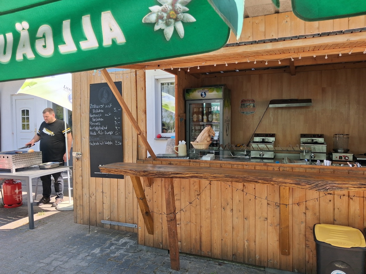 Kiosk mit Grill